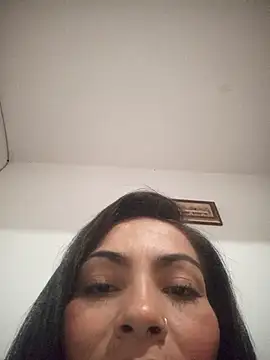 Snapshot of leidhy chatting on November 27, 2025, 3:51 am leidhy online show from November 27, 2025, 3:51 am