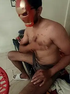 Amit22122 online show from April 21, 2026, 7:15 am