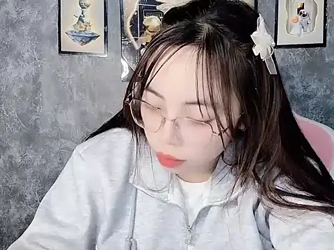 Aria5999 online show from December 15, 2025, 7:41 pm