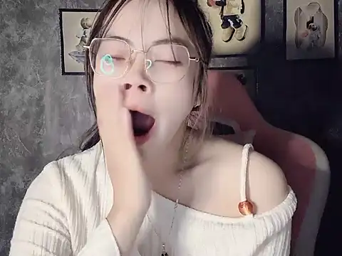 Aria5999 online show from December 2, 2025, 7:48 pm