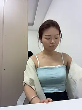 Snapshot of DMG-41 chatting on June 24, 2026, 7:18 am DMG-41 online show from June 24, 2026, 7:18 am