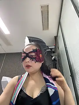 Snapshot of TL-46 chatting on December 4, 2025, 8:02 am TL-46 online show from December 4, 2025, 8:02 am