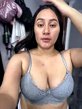 Snapshot of -Nala chatting on November 28, 2025, 12:27 pm -Nala online show from November 28, 2025, 12:27 pm