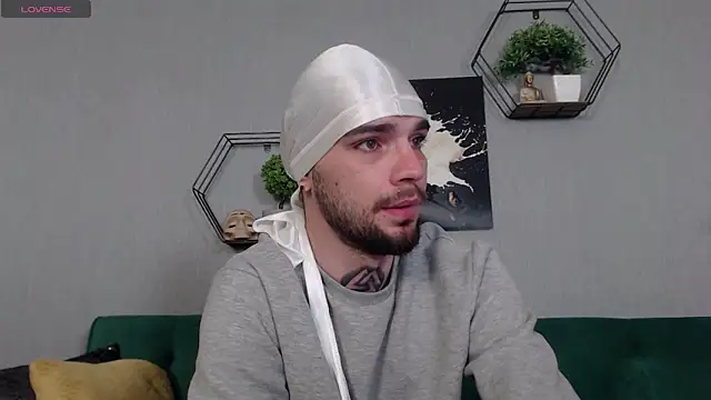 KaneHunter online show from April 10, 2026, 5:09 pm