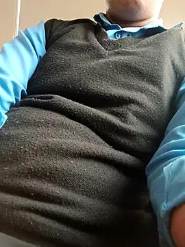 Snapshot of achut32 chatting on November 26, 2025, 11:21 am achut32 online show from November 26, 2025, 11:21 am