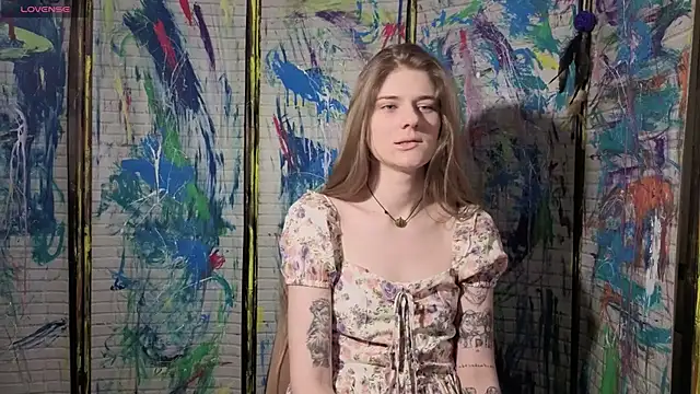 Adell Love online show from April 18, 2026, 5:04 pm