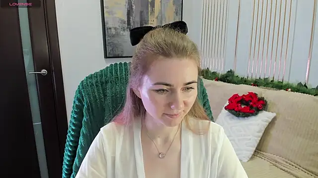 SofiAngela online show from December 21, 2025, 12:46 am