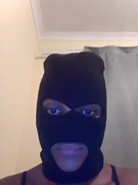 Snapshot of RinaXo1 chatting on December 1, 2025, 5:58 pm RinaXo1 online show from December 1, 2025, 5:58 pm