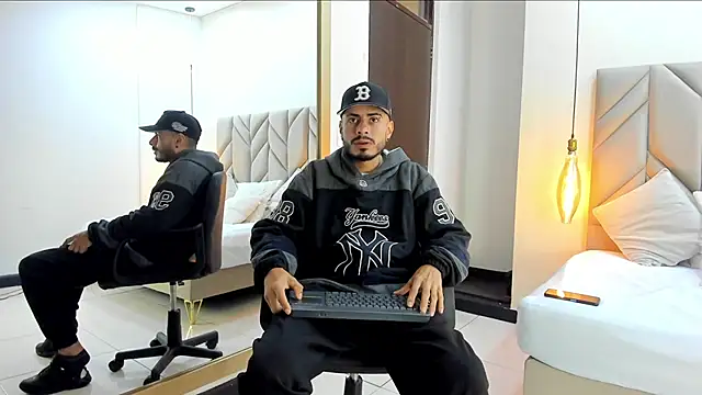 MatthewCullen online show from February 2, 2026, 4:22 am