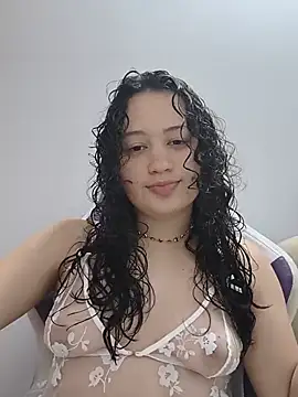 Alana 444 online show from June 3, 2026, 3:40 am