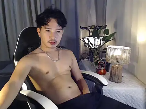 Snapshot of _bigcock_charles chatting on December 3, 2025, 10:25 am bigcock charles online show from December 3, 2025, 10:25 am