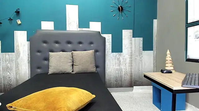 brian tattoo online show from December 1, 2025, 12:50 pm