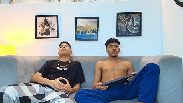 COUPLES BOYS online show from March 4, 2026, 1:35 am