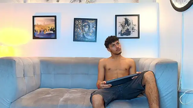 COUPLES BOYS online show from February 28, 2026, 1:27 am