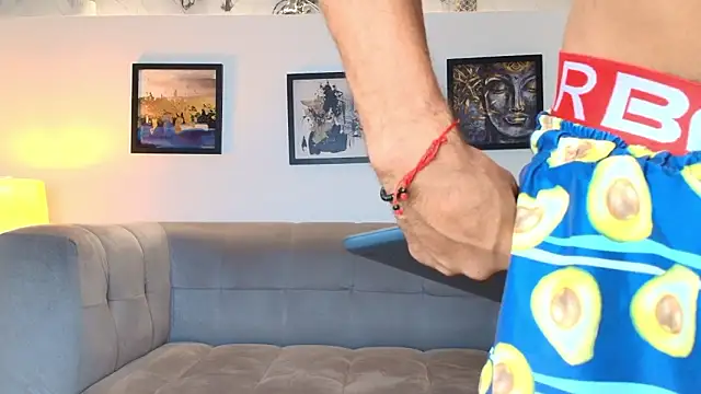 COUPLES BOYS online show from March 5, 2026, 1:24 am