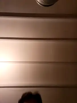 Snapshot of Denisxsxs chatting on November 28, 2025, 7:47 pm Denisxsxs online show from November 28, 2025, 7:47 pm