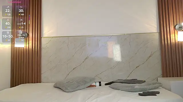 Little michiko online show from April 19, 2026, 8:55 pm