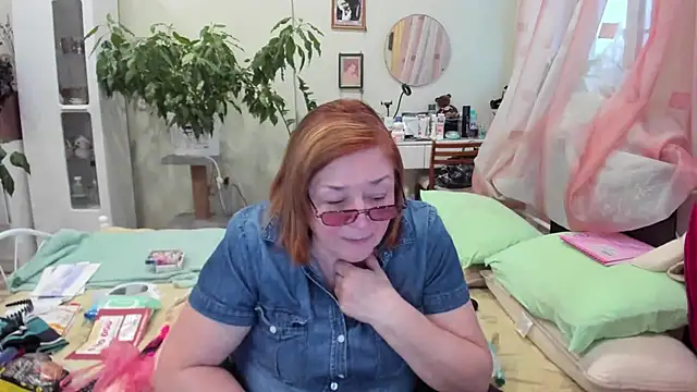 Snapshot of rekelme chatting on October 24, 2025, 1:21 pm rekelme online show from October 24, 2025, 1:21 pm