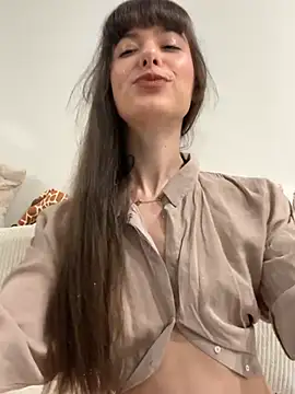 Sugarbellax online show from February 22, 2026, 4:41 pm