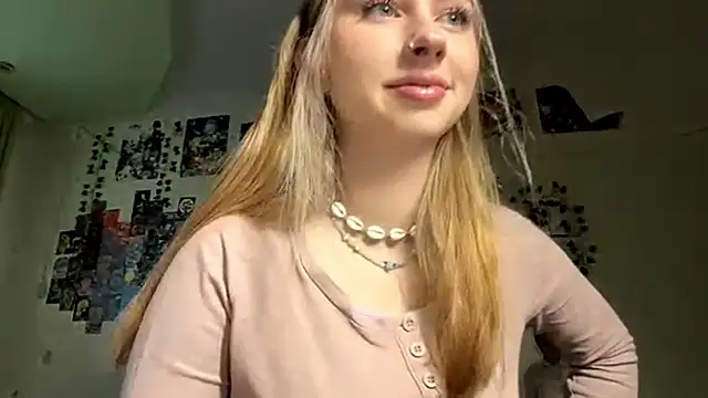 AmandaVyhnal online show from December 4, 2025, 11:09 am