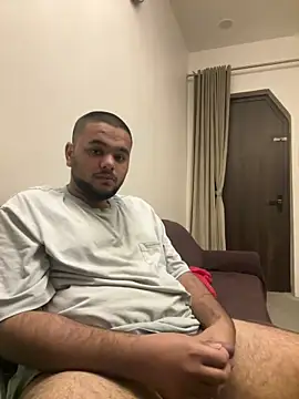 Noavacado  online show from February 10, 2026, 12:37 pm