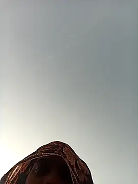 Snapshot of Shivani555 chatting on November 30, 2025, 7:42 am Shivani555 online show from November 30, 2025, 7:42 am