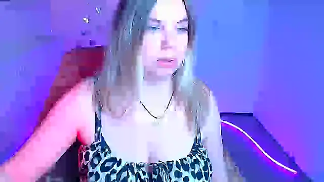 Amanda Swannn online show from March 27, 2026, 12:39 pm