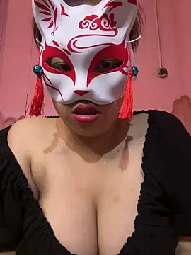 Snapshot of Julia_Sari00 chatting on December 5, 2025, 7:01 pm Julia Sari00 online show from December 5, 2025, 7:01 pm