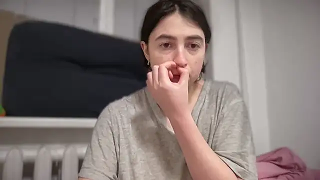 Aphr0ditee online show from March 23, 2026, 11:15 pm