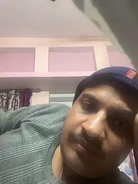 Saxymood1111 online show from November 28, 2025, 7:03 pm