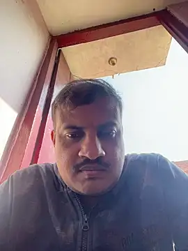 Saxymood1111 online show from February 6, 2026, 8:21 am