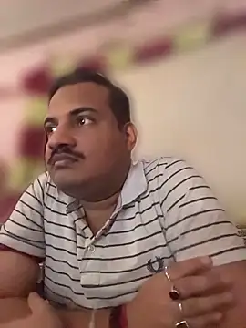 Saxymood1111 online show from April 8, 2026, 9:33 am