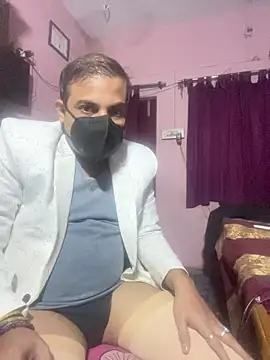 Saxymood1111 online show from December 20, 2025, 4:21 pm