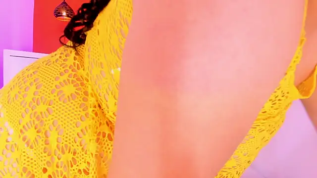 Snapshot of Naughty_girls9 chatting on December 1, 2025, 11:55 am Naughty girls9 online show from December 1, 2025, 11:55 am