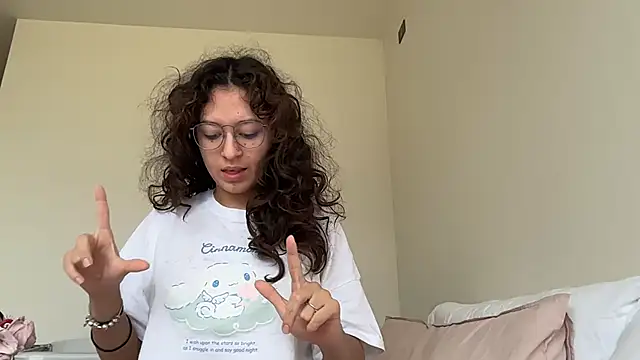 Snapshot of Alicatcua_ chatting on July 5, 2026, 7:10 pm Alicatcua online show from July 5, 2026, 7:10 pm