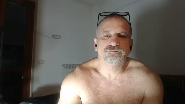 Mauro7788 online show from December 20, 2025, 12:35 am