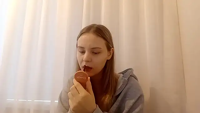 CrackShirker online show from February 19, 2026, 7:05 am