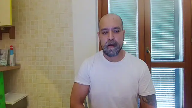 AMIRDIB2025 online show from April 11, 2026, 12:42 pm