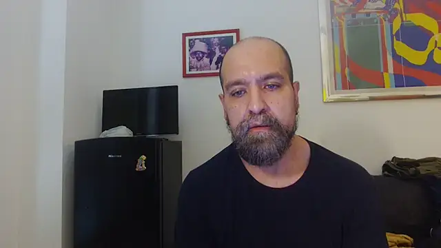 Snapshot of AMIRDIB2025 chatting on May 15, 2026, 11:52 am AMIRDIB2025 online show from May 15, 2026, 11:52 am