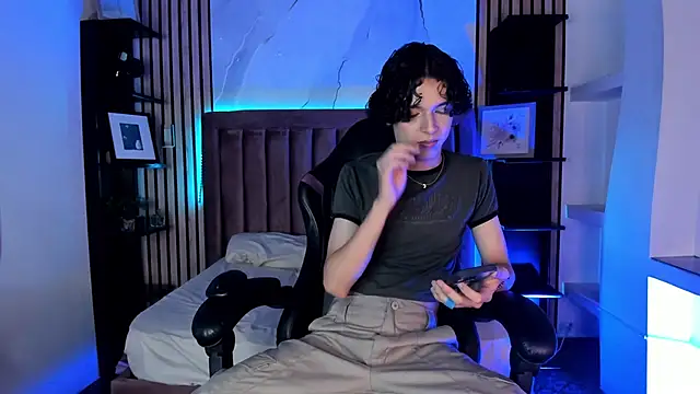 Snapshot of SthepanodiMonaco chatting on June 12, 2026, 3:26 am SthepanodiMonaco online show from June 12, 2026, 3:26 am