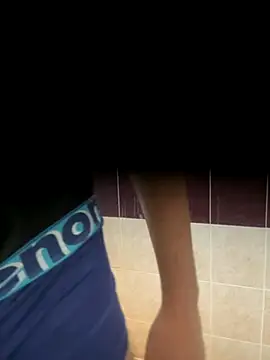 Snapshot of Blackeduncut chatting on December 2, 2025, 3:52 am Blackeduncut online show from December 2, 2025, 3:52 am