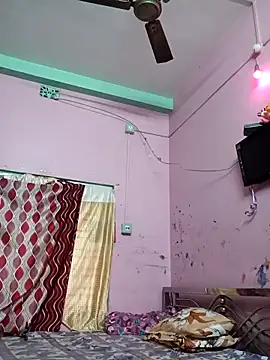 Cute diya023 online show from April 24, 2026, 11:51 pm