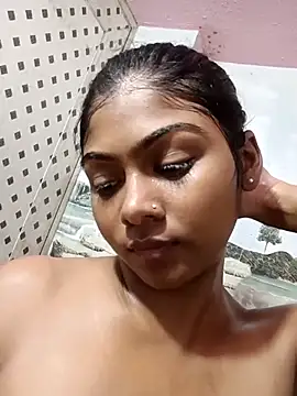 Cute diya023 online show from April 22, 2026, 5:09 pm