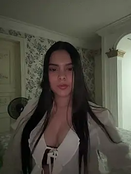 Snapshot of sweet_ruby_ chatting on May 6, 2026, 2:48 am sweet ruby online show from May 6, 2026, 2:48 am