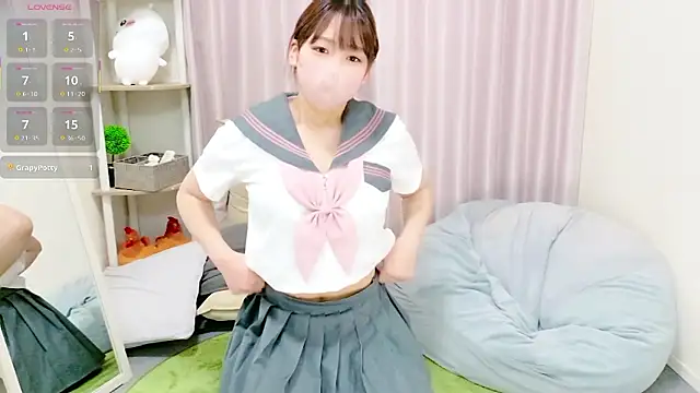 Snapshot of moeka_chaaan chatting on January 18, 2026, 10:18 am moeka chaaan online show from January 18, 2026, 10:18 am