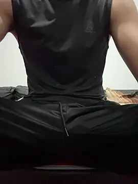 Davisuarez online show from February 25, 2026, 1:44 pm