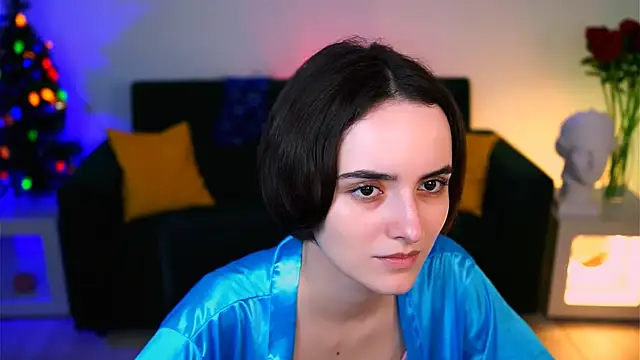 KateWillows online show from January 13, 2026, 4:16 am