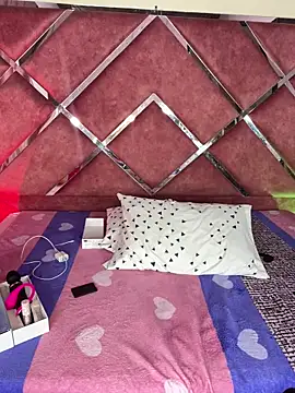 Snapshot of MeganDangelo chatting on February 24, 2026, 7:48 pm MeganDangelo online show from February 24, 2026, 7:48 pm