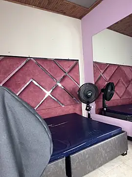 Snapshot of MeganDangelo chatting on February 12, 2026, 8:41 pm MeganDangelo online show from February 12, 2026, 8:41 pm