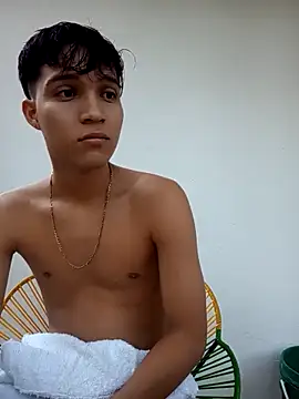 Snapshot of loveof_twolove2 chatting on November 29, 2025, 9:59 pm loveof twolove2 online show from November 29, 2025, 9:59 pm